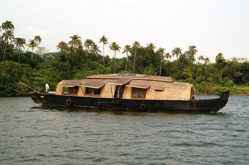 Majestic & Idyllic beaches of Kovalam & Marari - Image 3