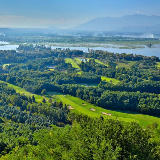 Short Trip showcasing Kashmir Highlights - Image 2